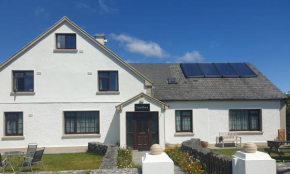 Lios Éinne House Accommodation